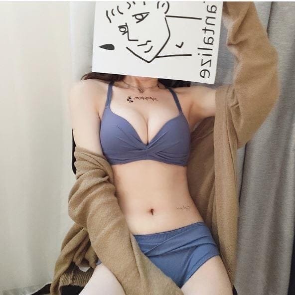 Women's fancy & Soft Matriyal Sexy Bra & Panty Set (Pack of 4) - Image 4